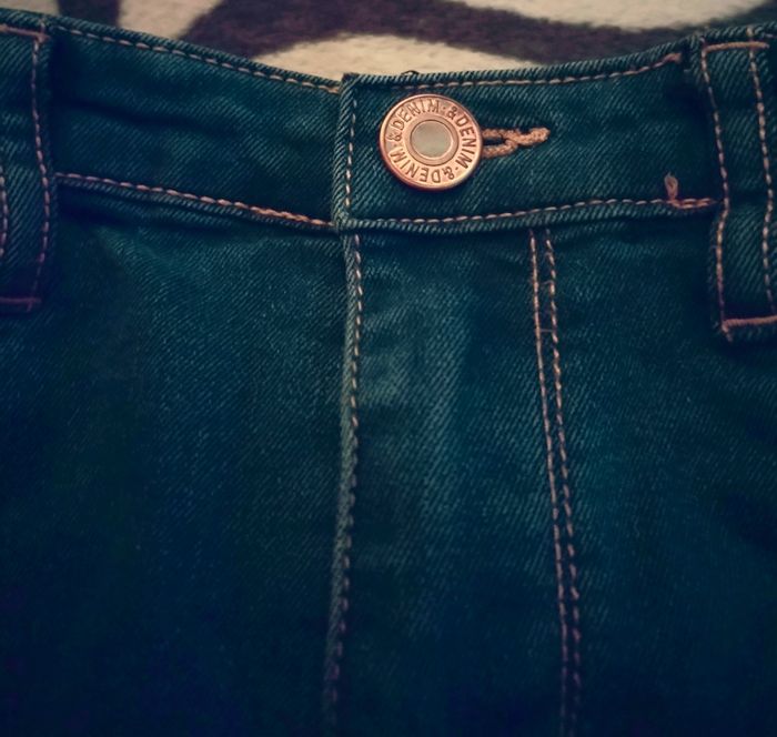 Jeans Skinny Fit "H&M" 11/12 ans très peu porté - photo numéro 4