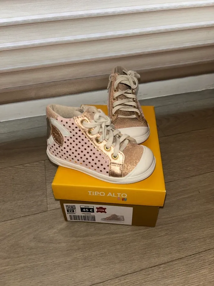 Chaussure bébé fille