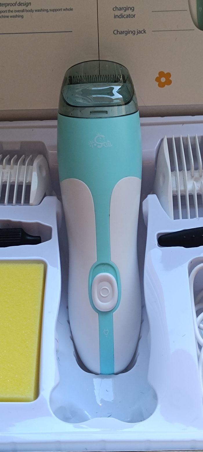 Tondeuse à cheveux pour bébé silencieuse étanche très bon état - photo numéro 2