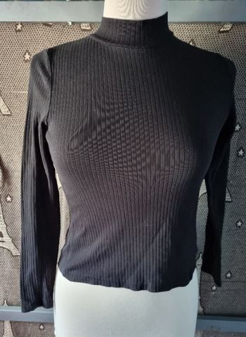 Pull col montant côtelé taille S