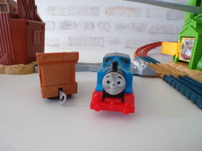 Circuit de train - Aventures sur le pont - Thomas et ses amis  (1) - photo numéro 9