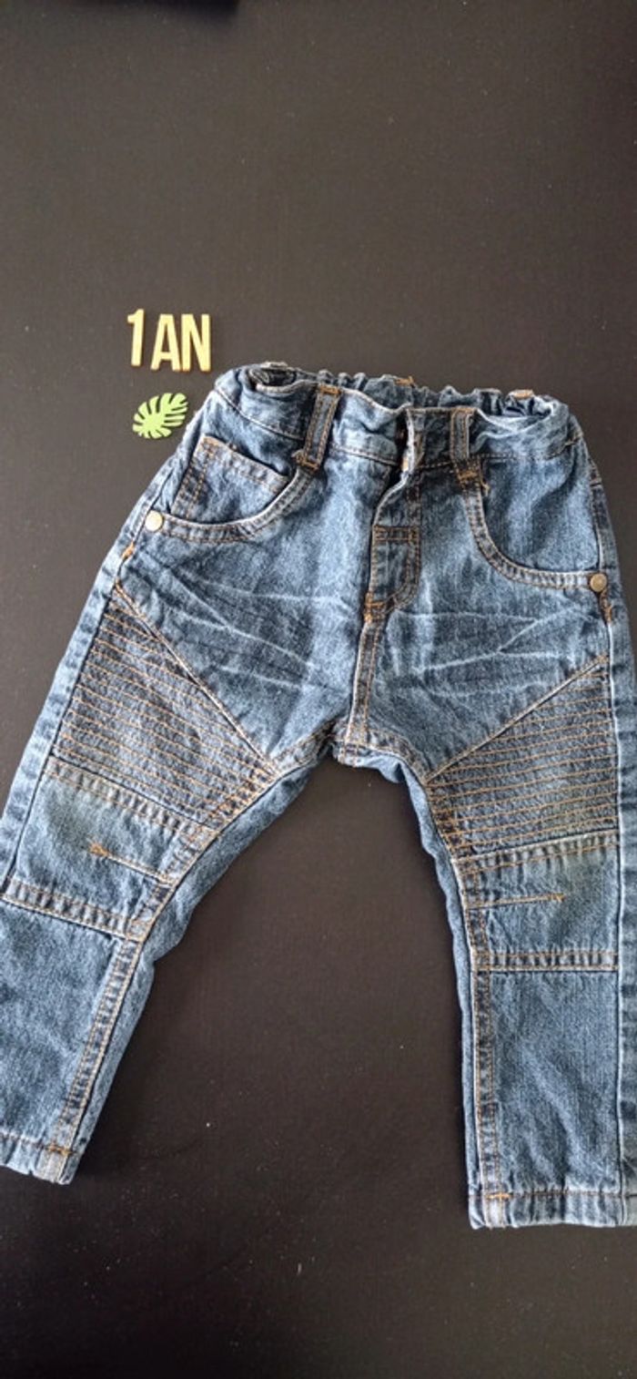 Jean 12 mois