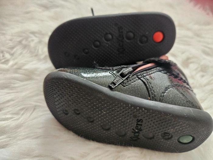 Kickers vernies noires bébé - Taille 20 - photo numéro 5