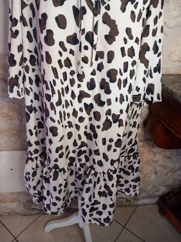Robe mi-longue - photo numéro 3