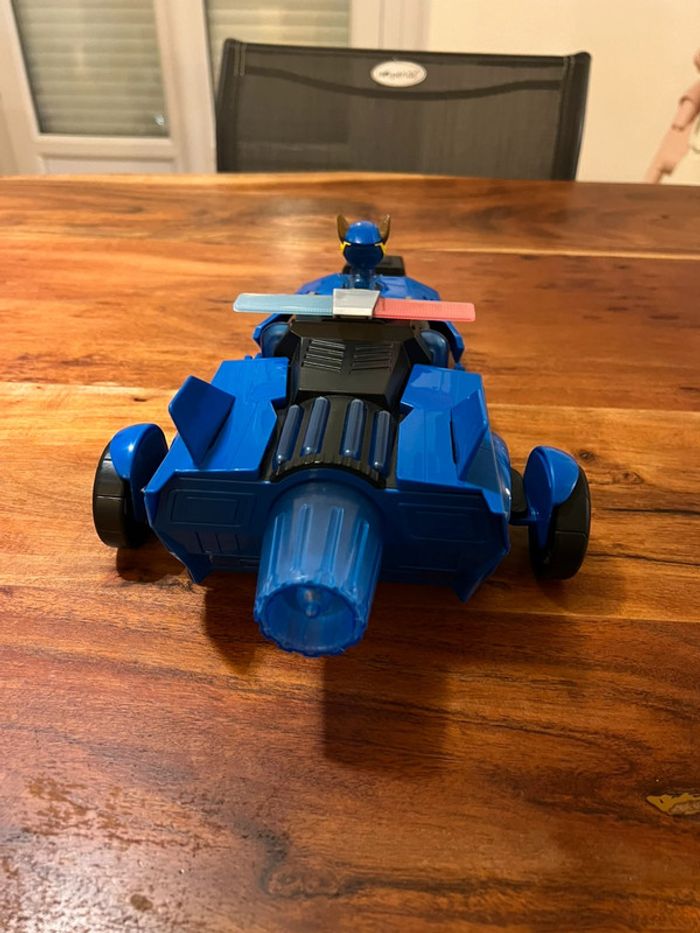 Véhicule transformable Deluxe Chase La Super Patrouille - photo numéro 5