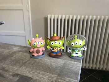 Figurine alien toy story : cochon bayonne, buzz l’éclair Woody