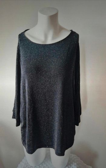 Superbe Tee-shirt ouvert sur les épaules M