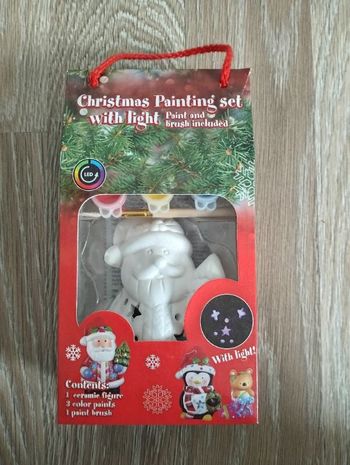 Père Noël à peindre avec lumière