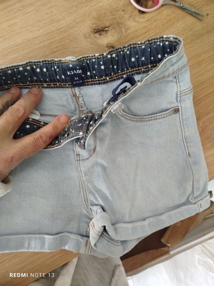 #kytie8ansfille. Short en jean taille 8 ans - photo numéro 2