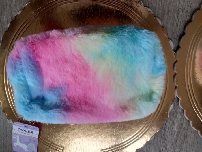 Lot pochettes neuves petite fille cadeau Noël fille - photo numéro 7