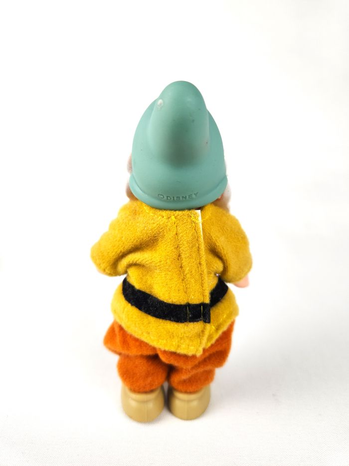 Figurine Nain Timide de Blanche Neige - Disney 11cm - photo numéro 3