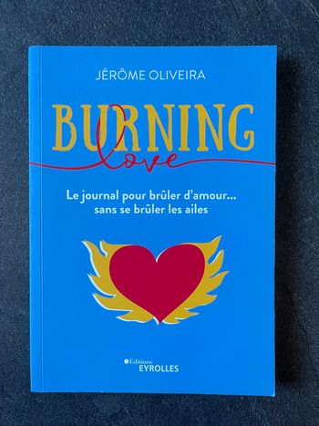  Livre Burning Love - Jérôme Oliveira