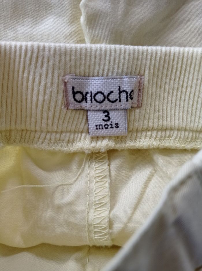 Short jaune 3 mois - photo numéro 4