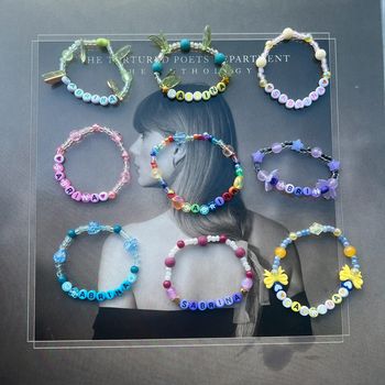 friendship bracelets | sabrina carpenter