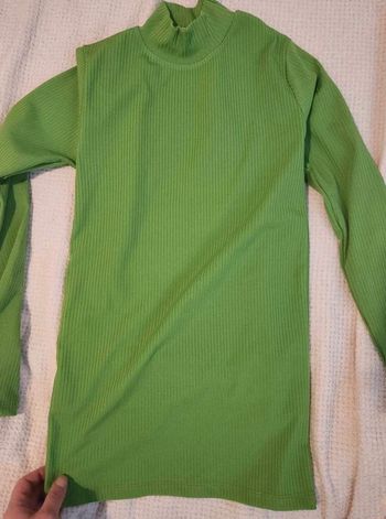 Haut  t  shirt  verte cotelé femme