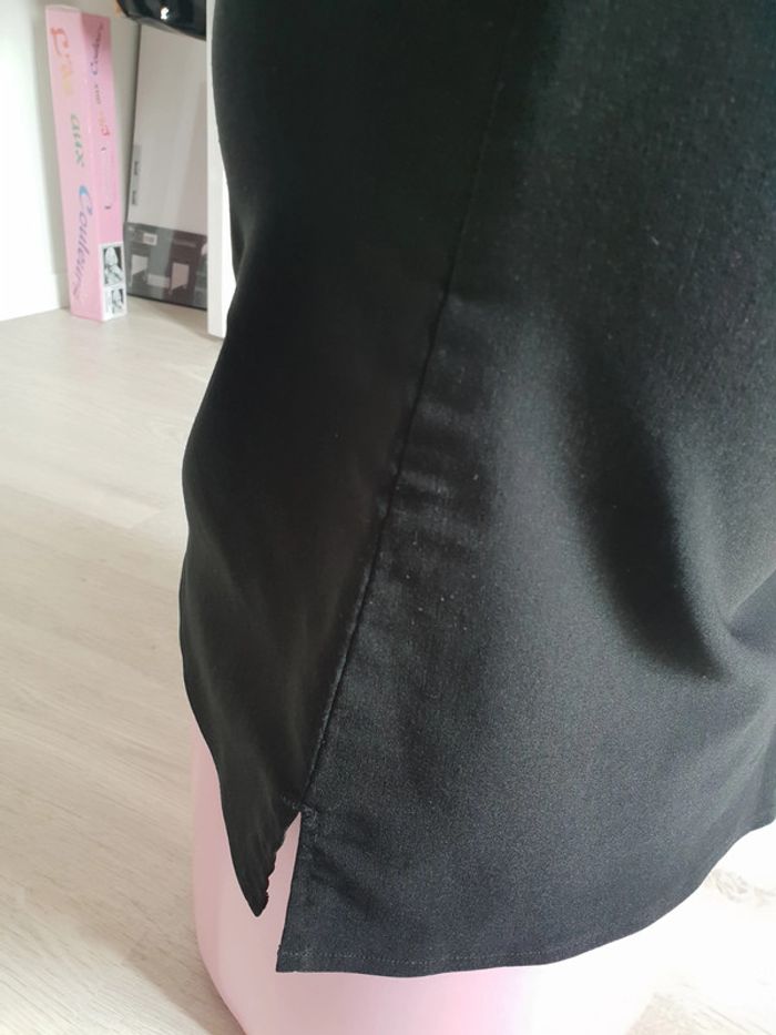 Jupe au dessus du genou - photo numéro 2