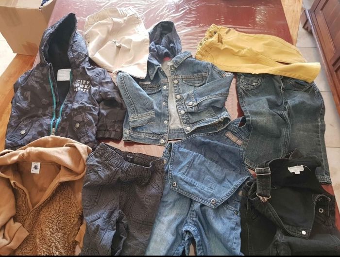 Vêtements garçon 18 mois 24 mois.