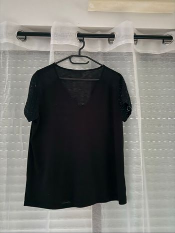 T-shirt femme col V Shein - Taille M - Très bon état