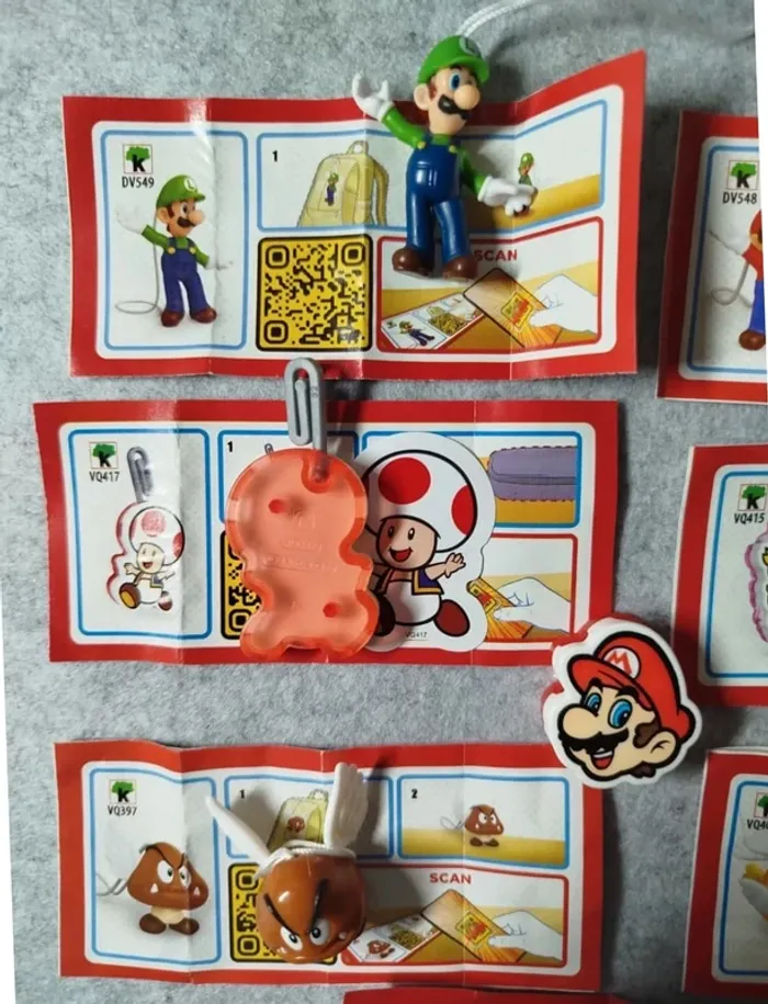 Lot de 7 figurines Kinder Collector Super Mario avec notice - photo numéro 3