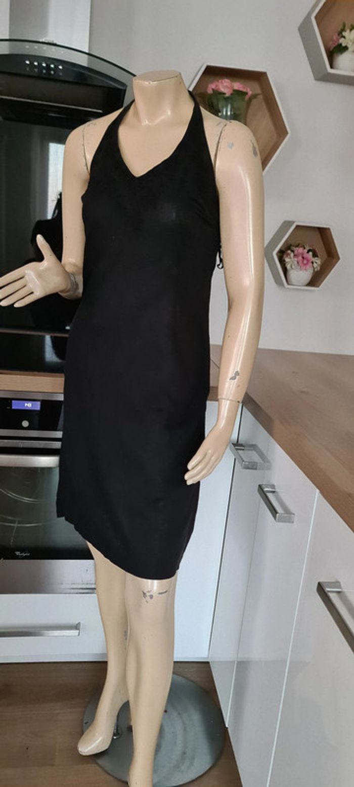tres jolie robe noir d ete h&m en lin taille 38 - photo numéro 2