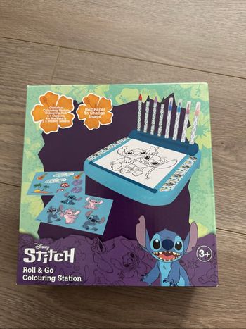 Planche a dessiné stitch