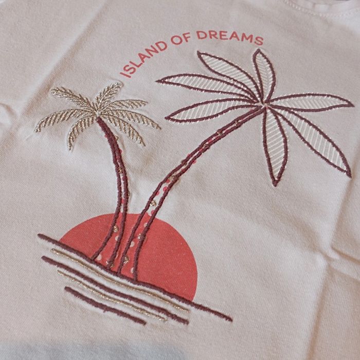 Superbe t-shirt MC 4 ans 🌹 Okaïdi 🌹 excellent état - photo numéro 2