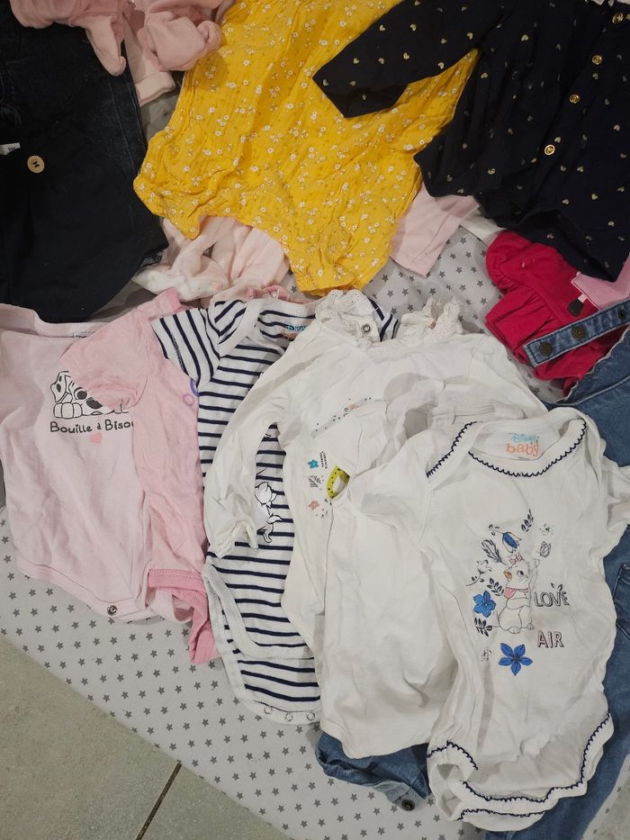 Lots de vêtements 6 mois - photo numéro 3
