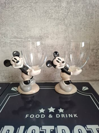 Verres à pied Mickey