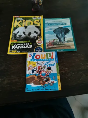 Lot de 3 livres Emmène moi + youpi sur le thème de la mer et national geographic kids
