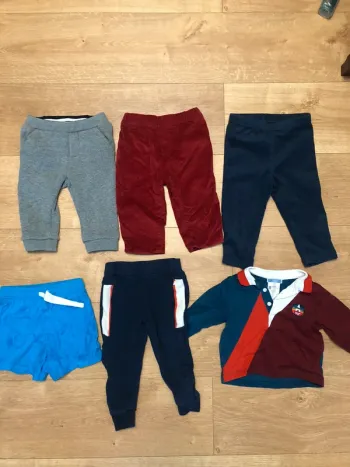 Lot de 6 vêtements bébé 12 mois