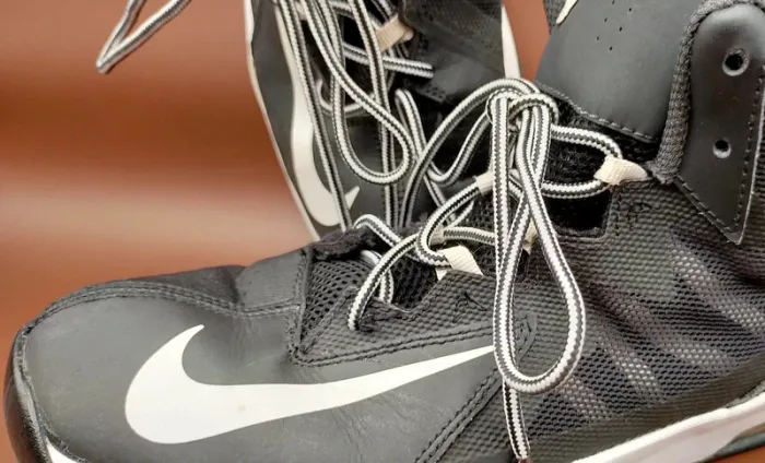 Basket Nike air max stuterstep 2, noir, pointure 38,5 - photo numéro 3
