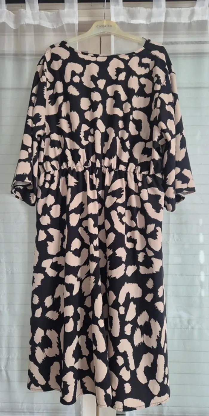 Robe avec motif - photo numéro 2