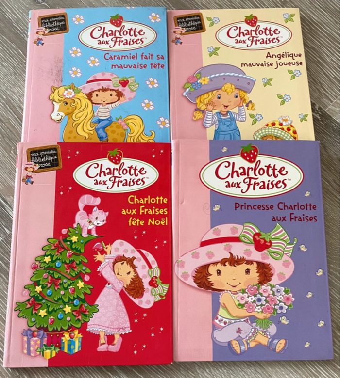 Lot de livres Charlotte aux fraises