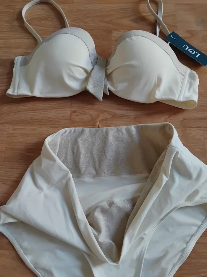 Maillot de bains deux pièces neuf 40 - photo numéro 2