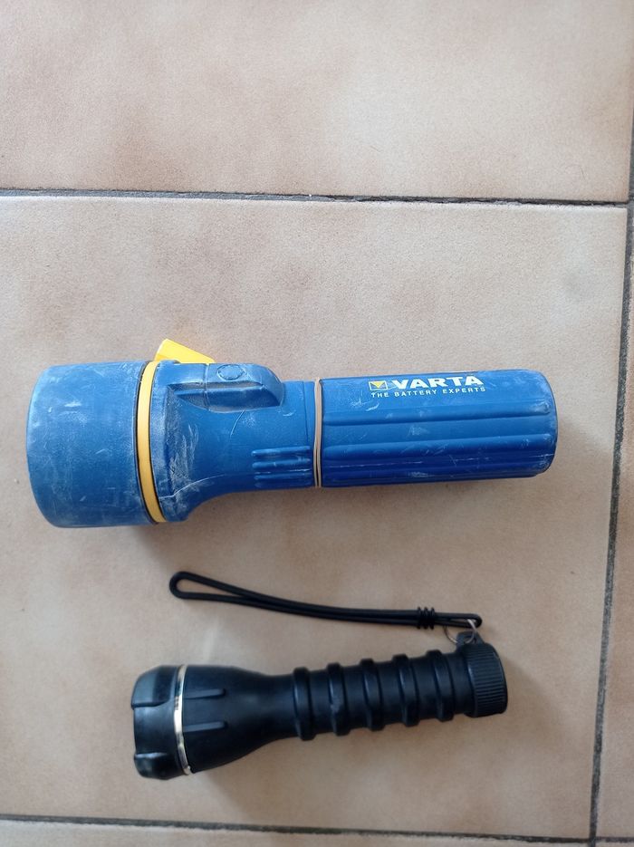 Lot de 2 lampes torche