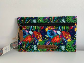 Pochette large pour sac à dos Cabaia Edition limitée Leona Rose