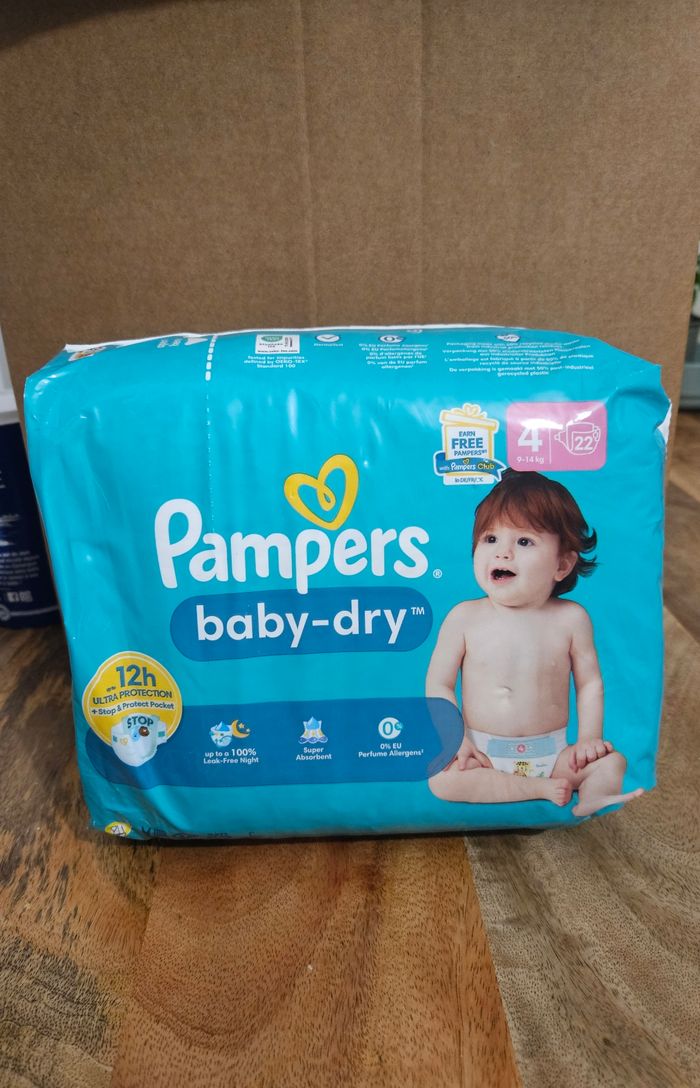 Pampers baby dry Taille 4