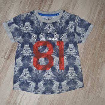 T-shirt guess neuf 2ans