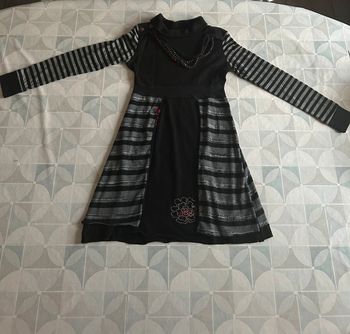 Robe 13/14 ans - Ton tin - en très bon état