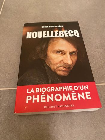 Houellebecq: la biographie d’un phénomène