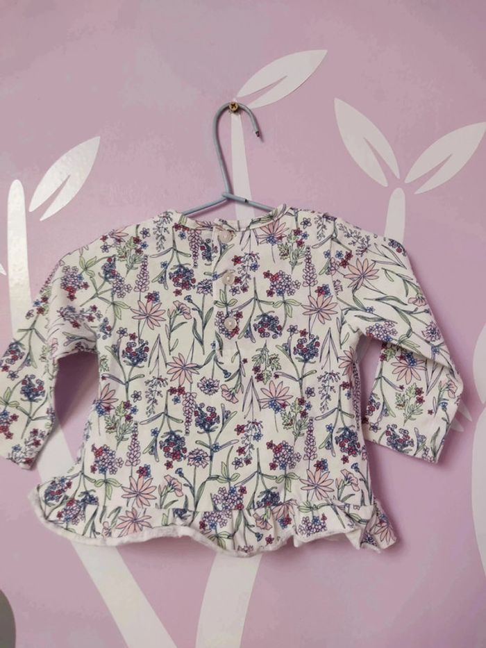 Ensemble (Haut + pantalon ) 6 mois - photo numéro 4