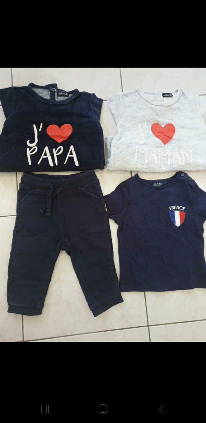 Lor de 2 pyjamas velours et 1 ensemble