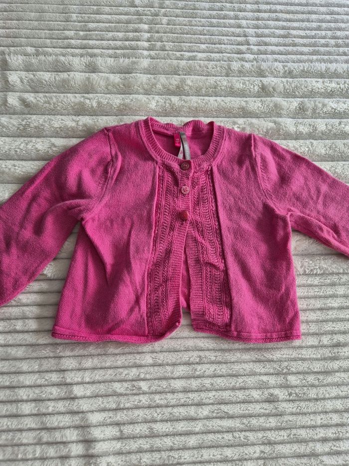 Lot vestes + sweat fille 18 mois - photo numéro 4