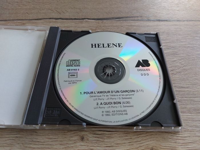 CD single 2 titres Hélène Rollès "Pour l'amour d'un garçon" - photo numéro 8