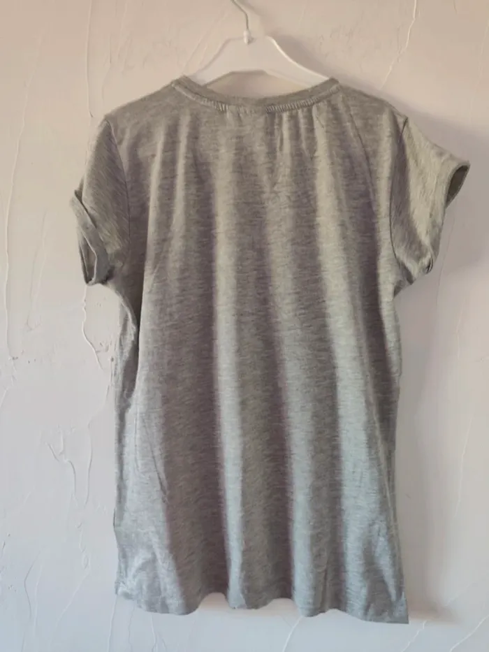 Adorable tee-shirt smiley sequins magiques taille S ou 36 - photo numéro 3