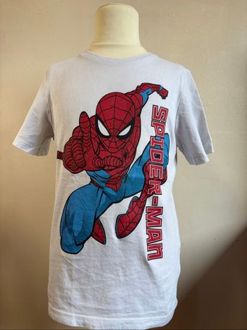 T-shirt garçon taille 128