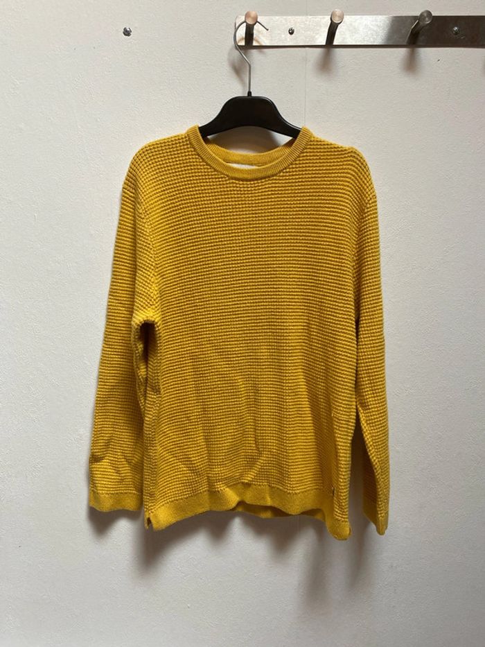 Pull jaune