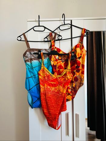 Lot de 3 maillots de bain 1 pièce à motifs Naturana Taille 38