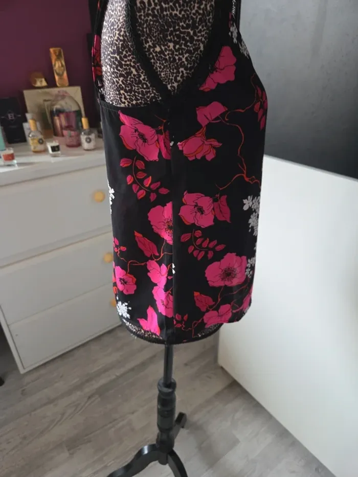 Débardeur réglage de chez Camaïeu en taille S/36 - photo numéro 3