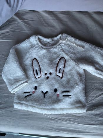 🐰 Haut de pyjama bébé tout doux – 6 mois